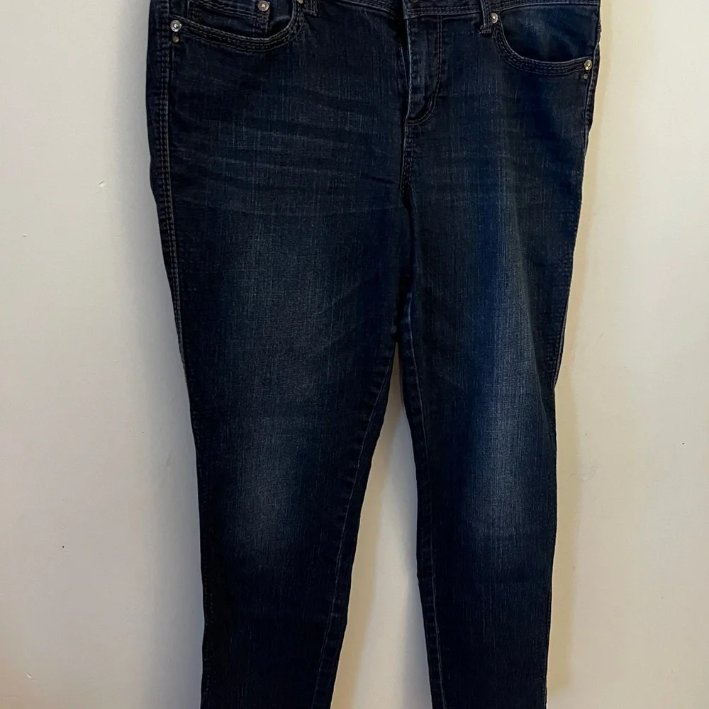 Seven7 Blue Skinny Jeans Versatile Style